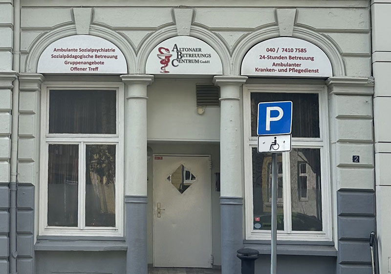 Außenansicht Betreuungscentrum